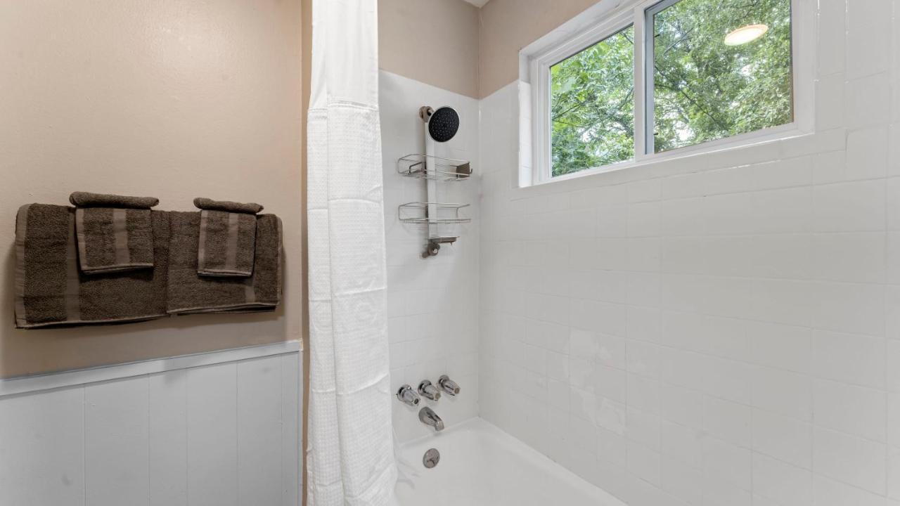 Cozy Efficiency Studios Close To Downtown And Domain Austin Exteriör bild